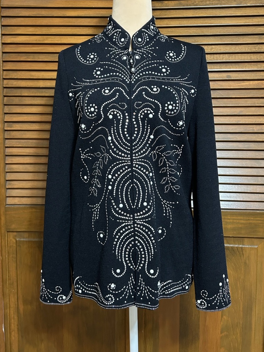 St. John Evening Black Pearl & Crystal Embellished Zip-up Knit Jacket Size 12